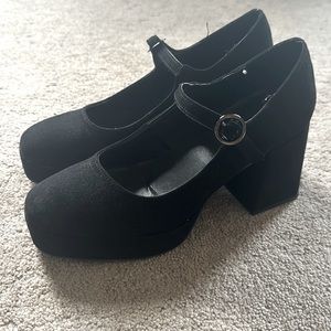 Limelight black platformed heels